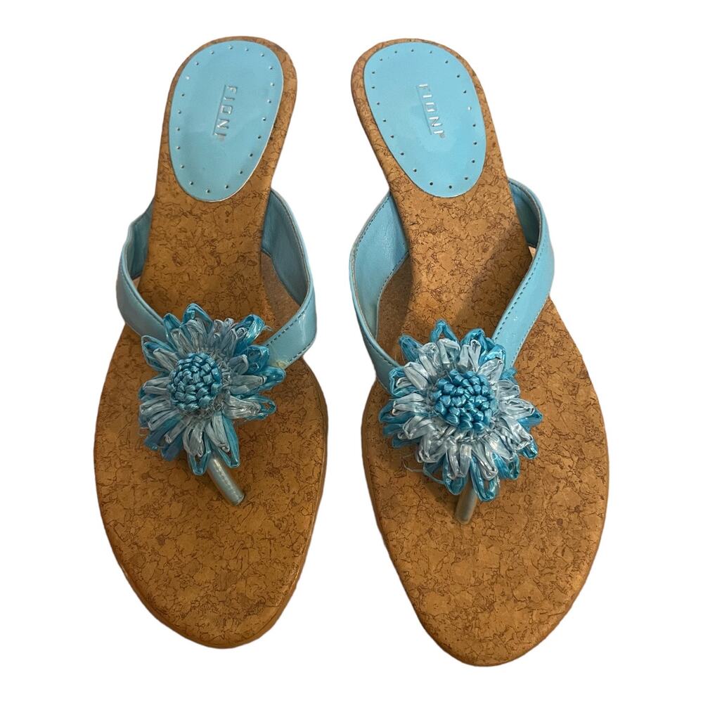 Fioni Blue Aqua Thong Sandal Heels With Flower Detail Size 6W